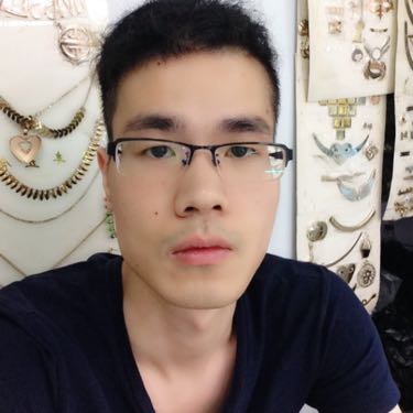 秀坚的头像