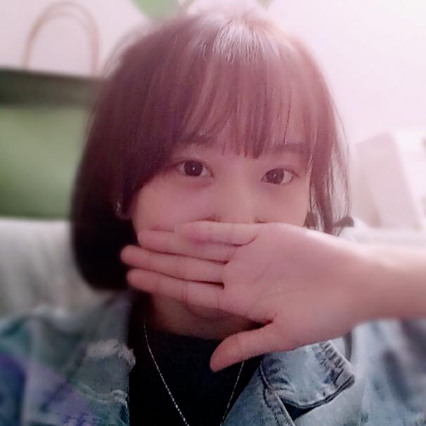 黄贝莉的头像