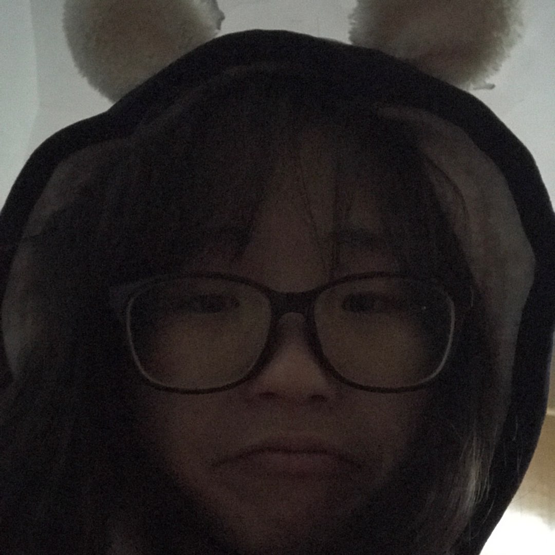 黑与白的头像
