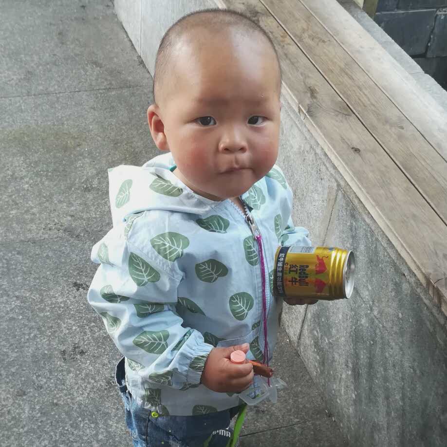 柒年的头像