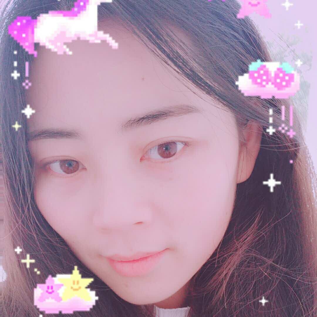 忧郁聪聪的女巫在摸鱼的头像