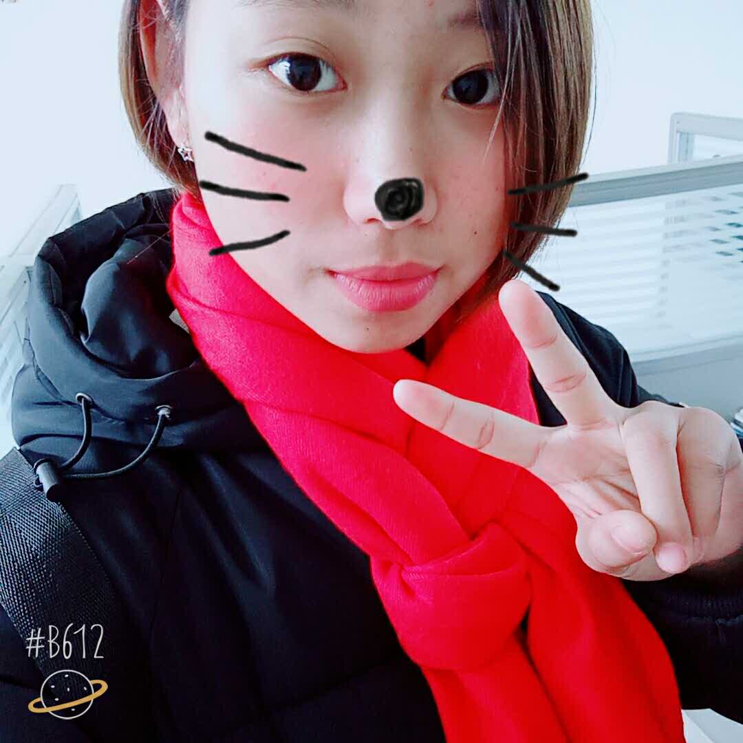 一只成长的毛毛虫的头像