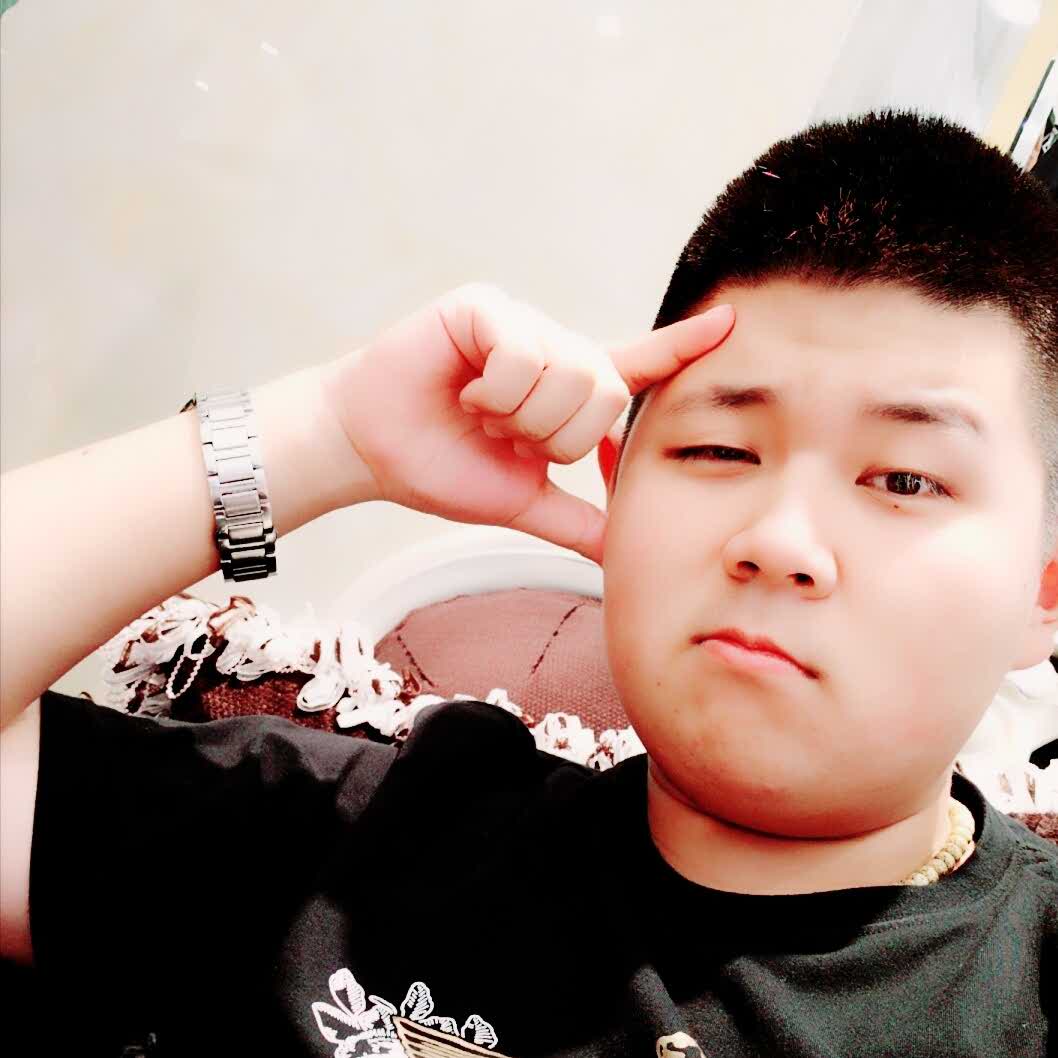 佳阳会发光的头像