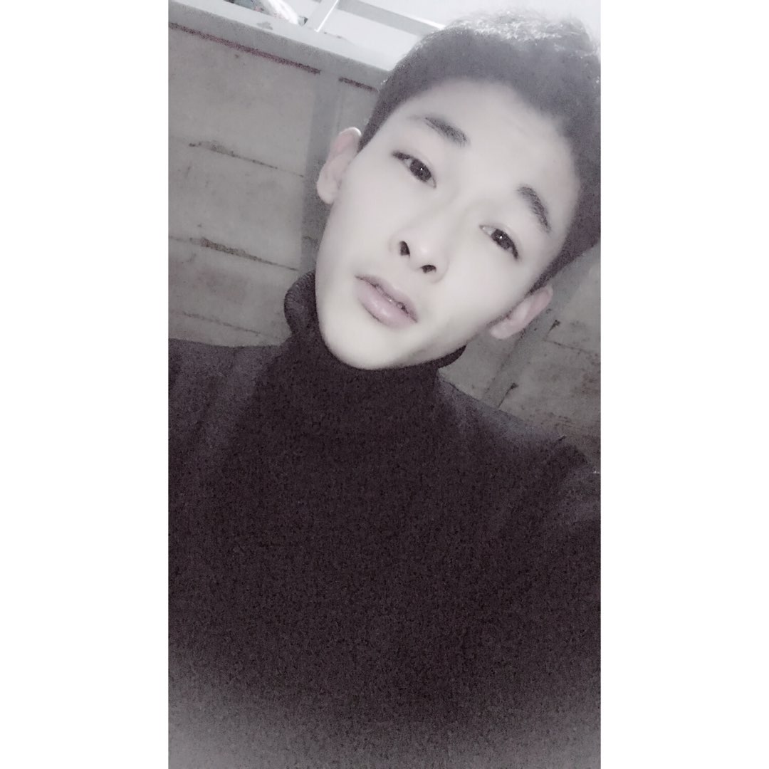 邪恶华_的头像