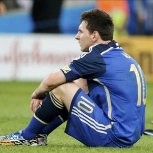 林中扫落叶的头像
